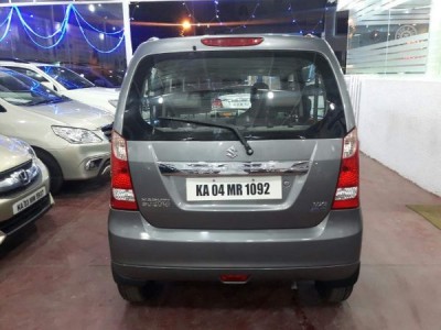 maruti-suzuki-wagon-r-front-left-rim.jpg